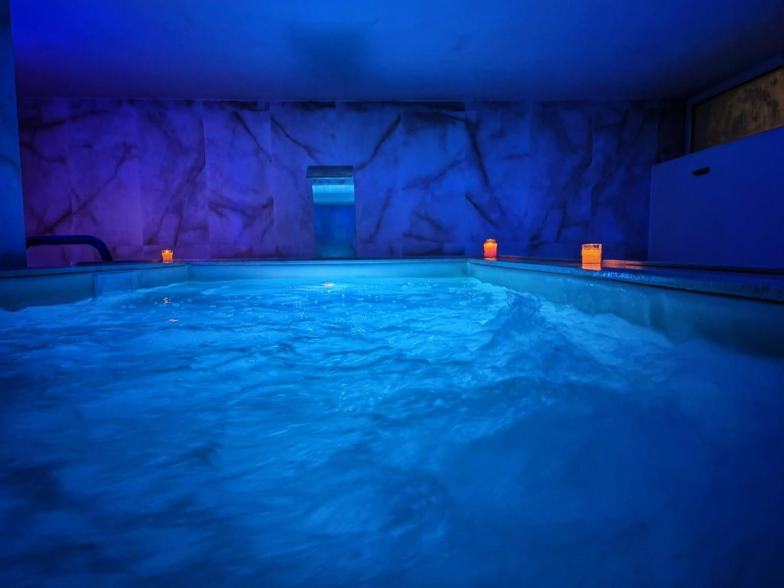 Mya Luxury Rooms And Wellness เมเลนดูญโญ ภายนอก รูปภาพ