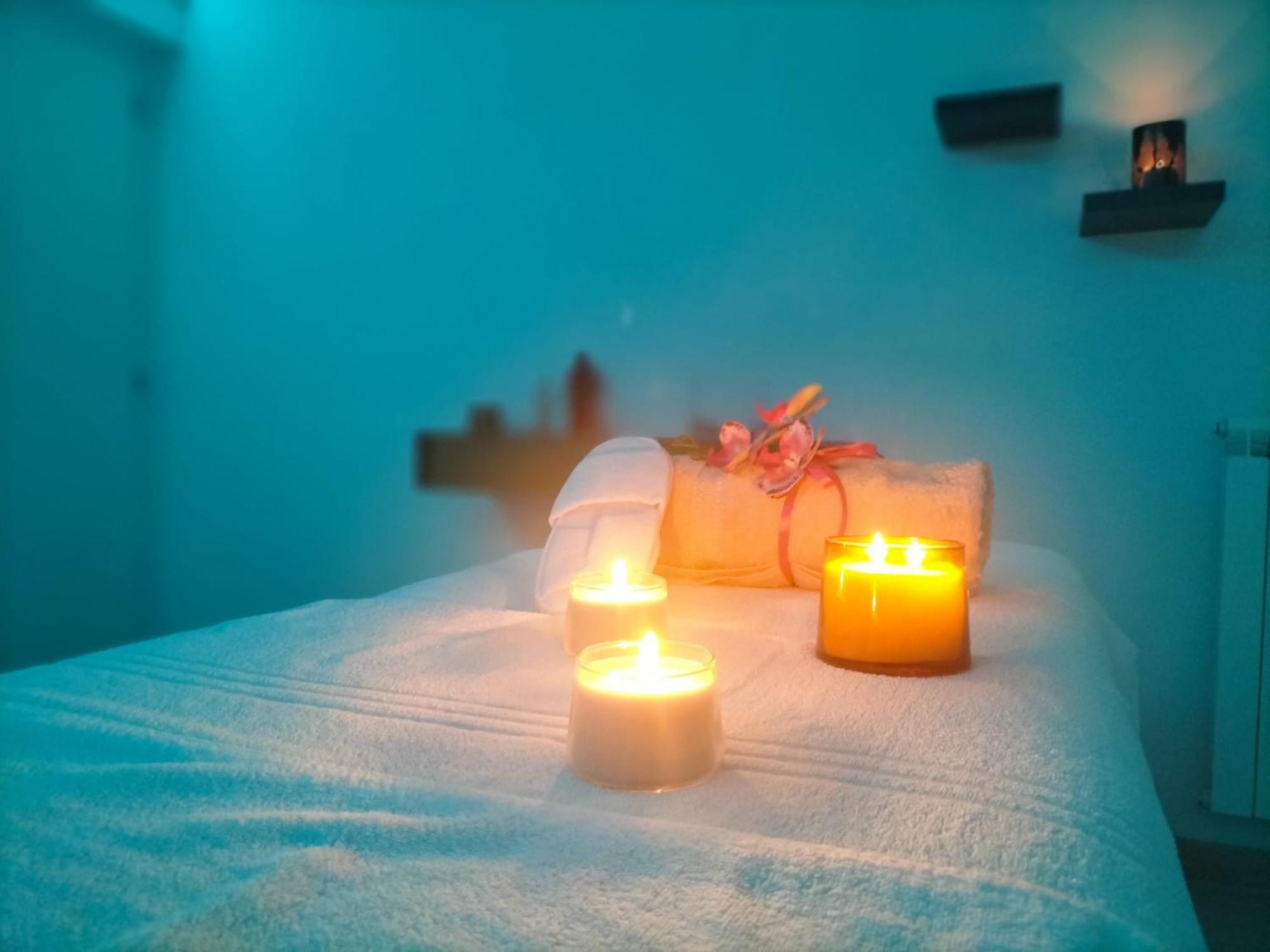 Mya Luxury Rooms And Wellness เมเลนดูญโญ ภายนอก รูปภาพ