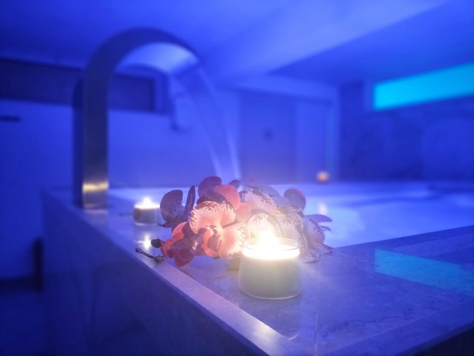 Mya Luxury Rooms And Wellness เมเลนดูญโญ ภายนอก รูปภาพ