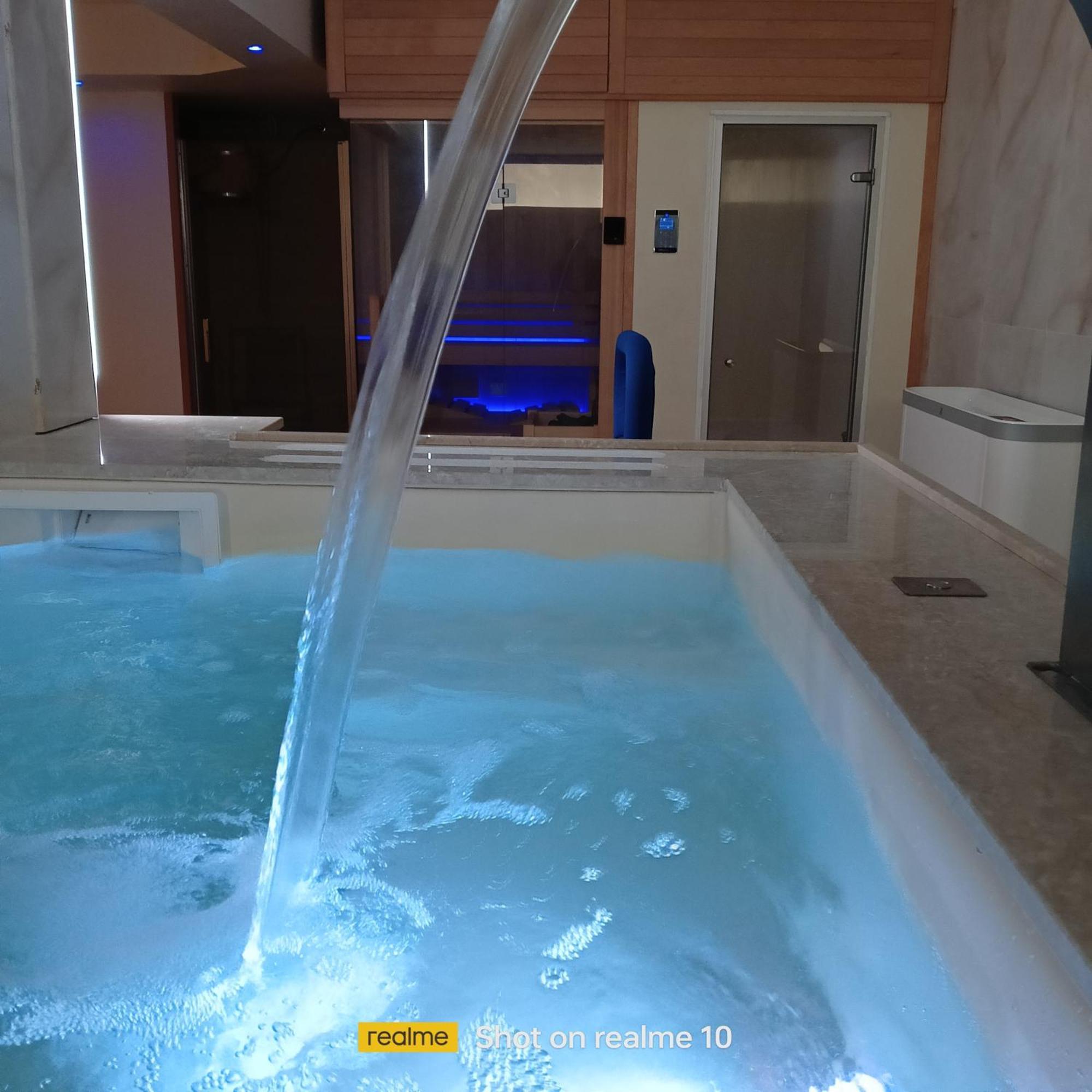 Mya Luxury Rooms And Wellness เมเลนดูญโญ ภายนอก รูปภาพ
